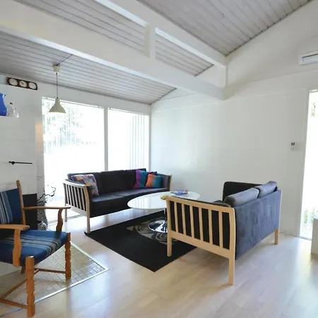 Three-bedroom Holiday In Casa vacanze