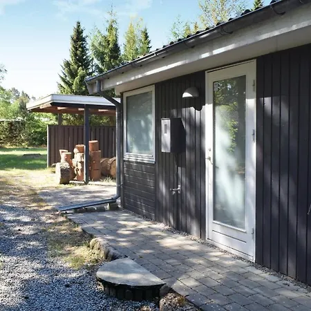 Three-bedroom Holiday In * Ebeltoft